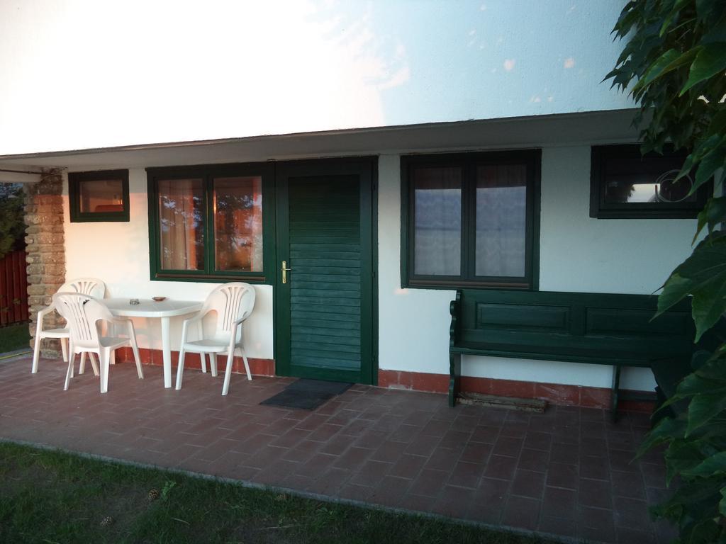 Napkelte Apartman 티하니 객실 사진
