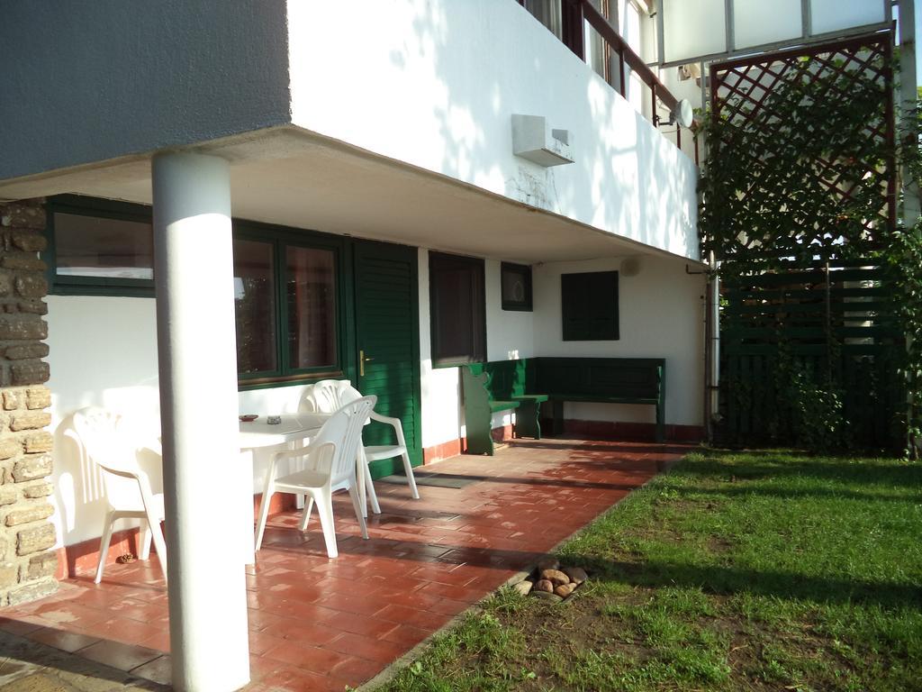 Napkelte Apartman 티하니 객실 사진